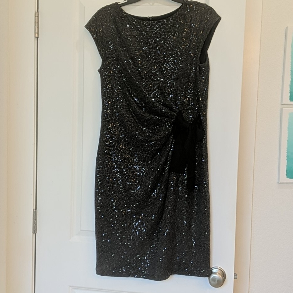 Gray Sequin Cap Sleeve Sheath Dress - Bow Accent